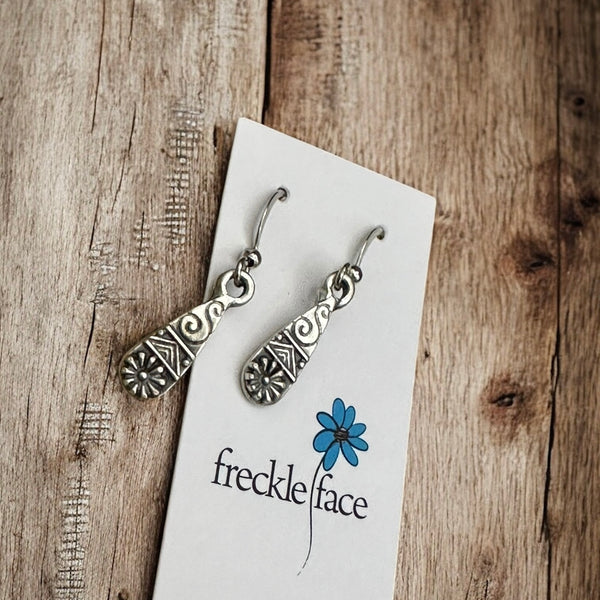 Detailed Drop Earrings