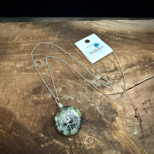 Retro Flower Wrap Necklace