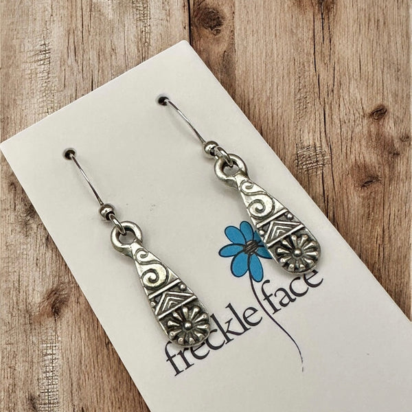 Detailed Drop Earrings