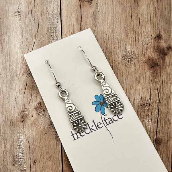 Detailed Drop Earrings