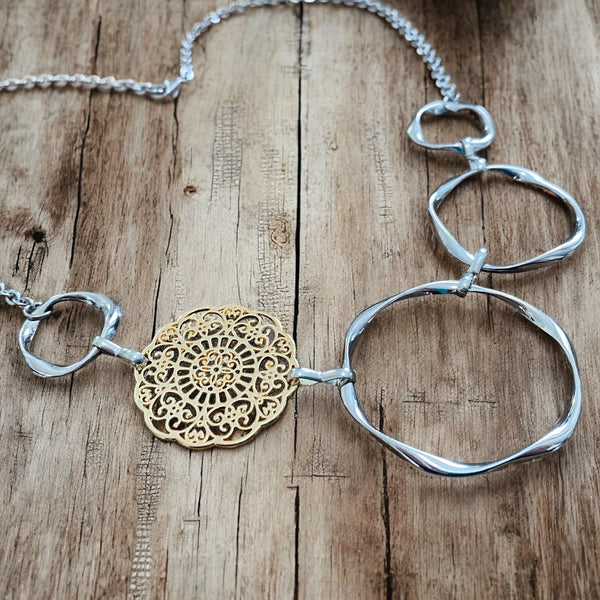 A Touch of Gold Filigree Necklace