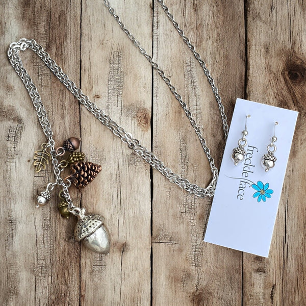 Woodland Charm Acorn Set