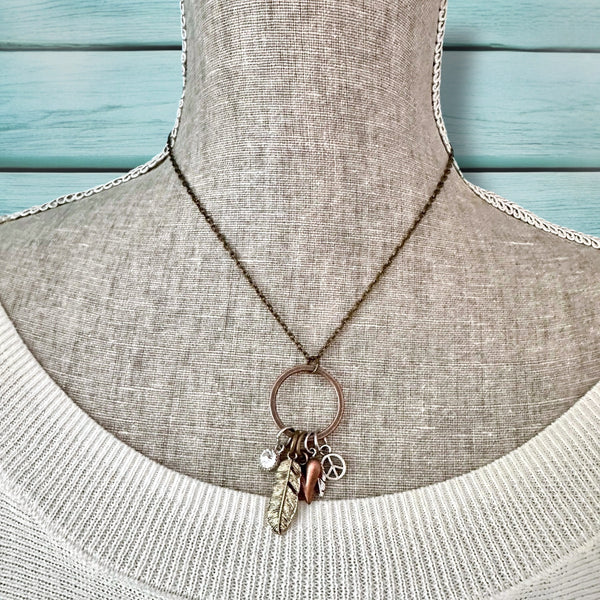 Nature Lovers Short Charm Necklace