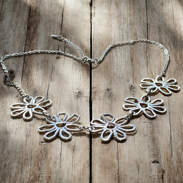 Daisy Flower Bib Necklace