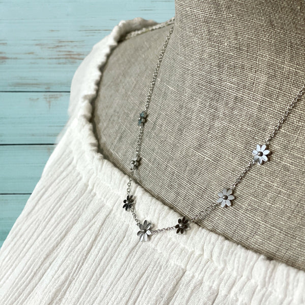 Blooming Necklace