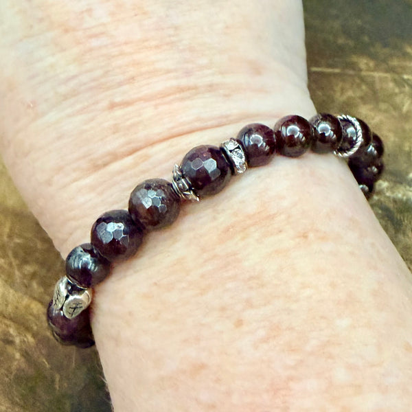 Midnight Garnet Stretch Bracelet
