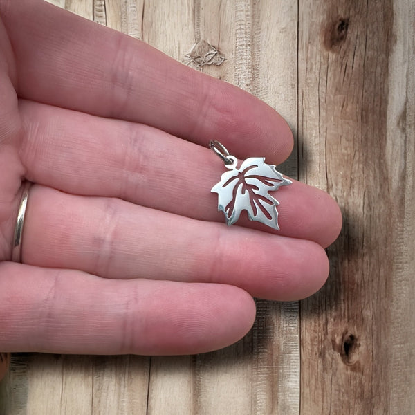 Charm Bar - Maple Leaf
