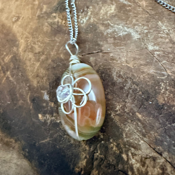 Retro Flower Wrap Necklace