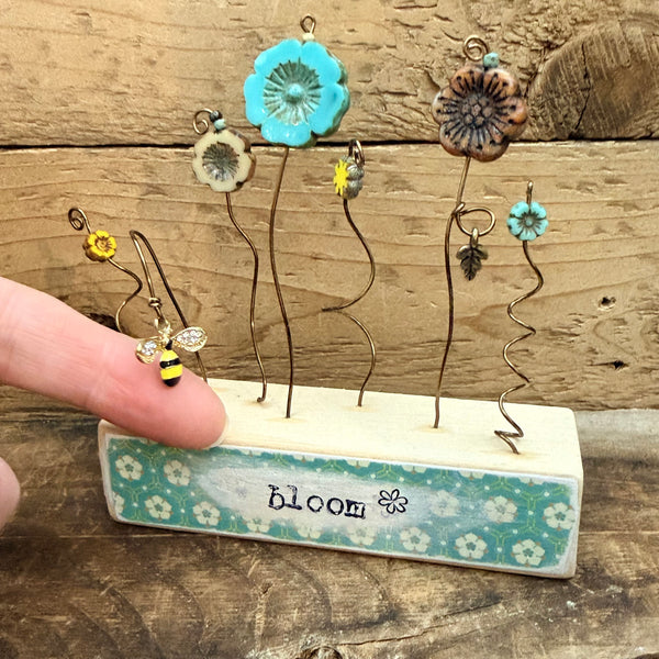 Whimsical Wildflower Garden – Bloom 🌼🐝