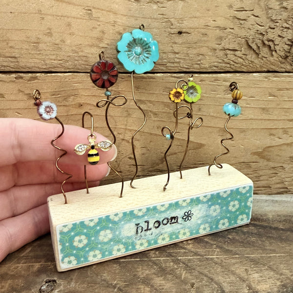 Whimsical Wildflower Garden – Bloom 🌼🐝