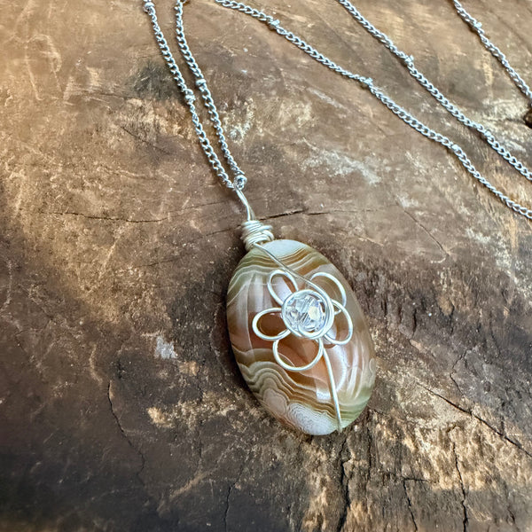 Retro Flower Wrap Necklace