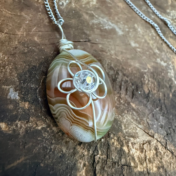 Retro Flower Wrap Necklace