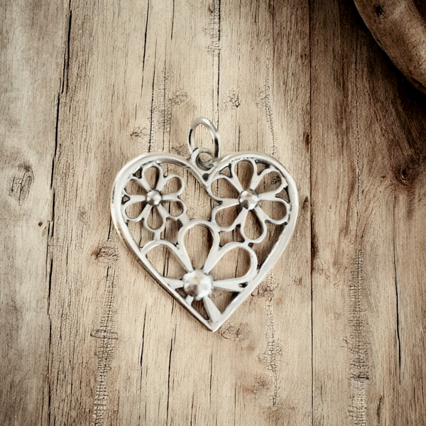 Charm Bar - Charm - Heart Full of Flowers