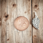 Small Fancy Leaf - Charm