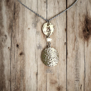 Adjustable Gold Hammered Pendant Necklace