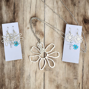Breathe Flower Necklace & Earring Set