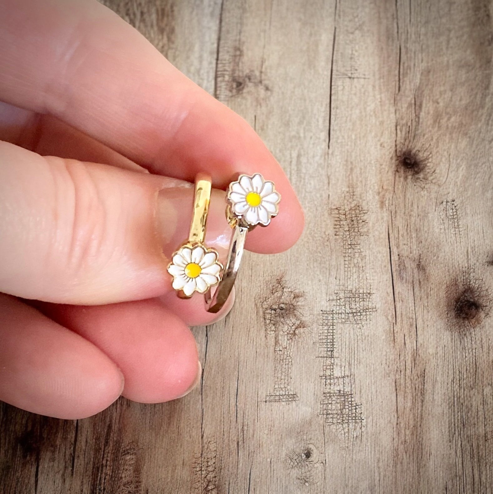 Daisy Fidget Ring