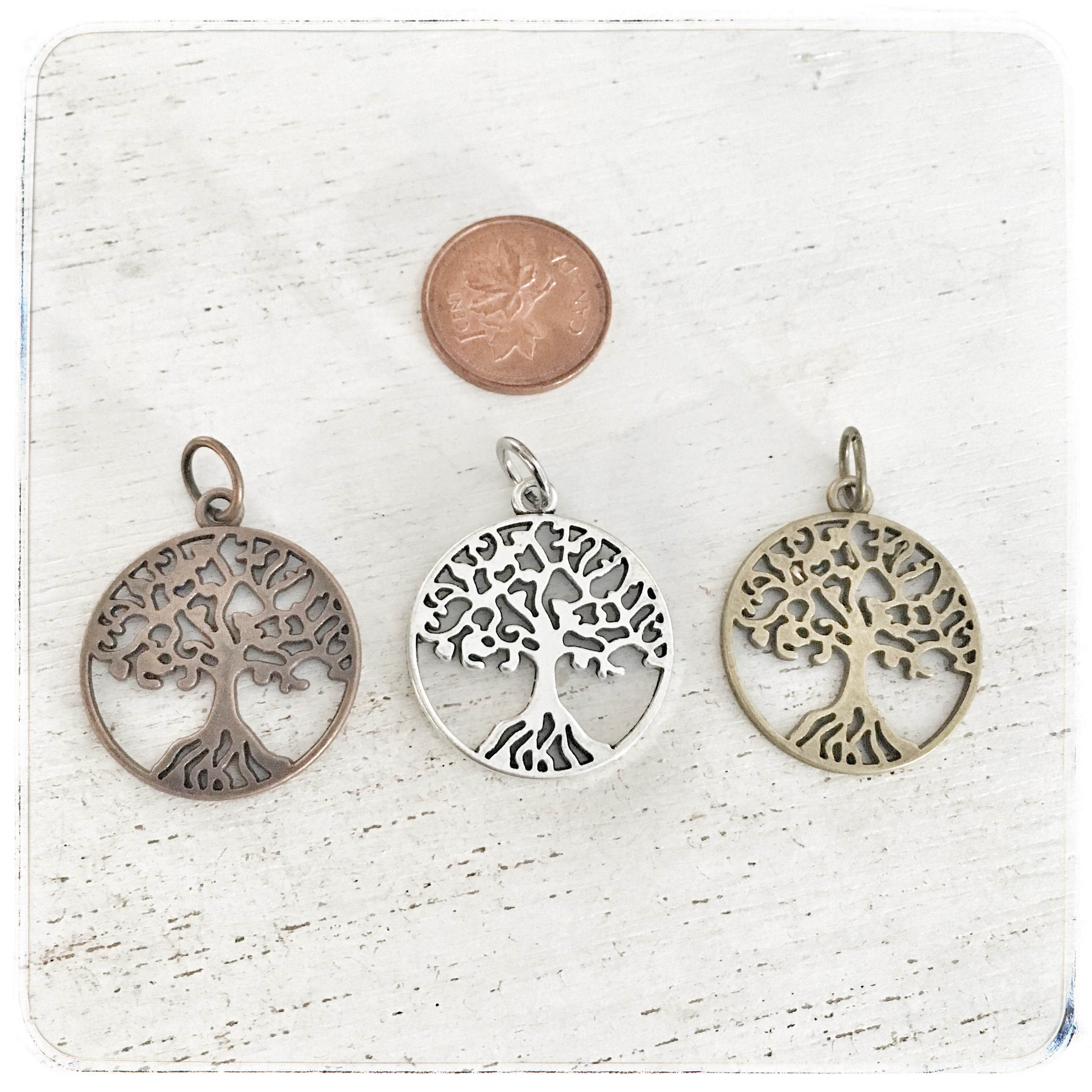Tree in Circle - Charm