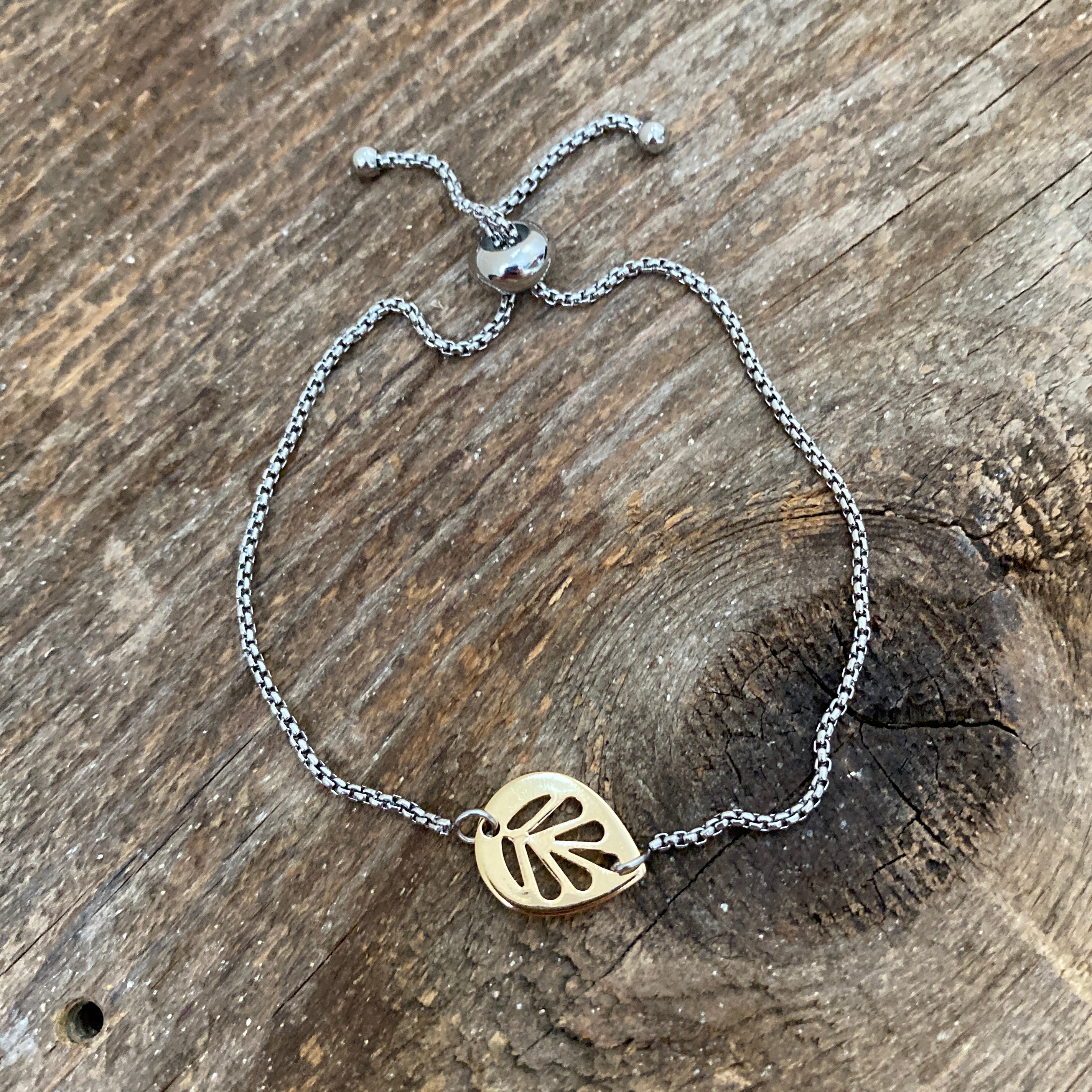 Cutest Leaf Ever Adjustable Bracelet