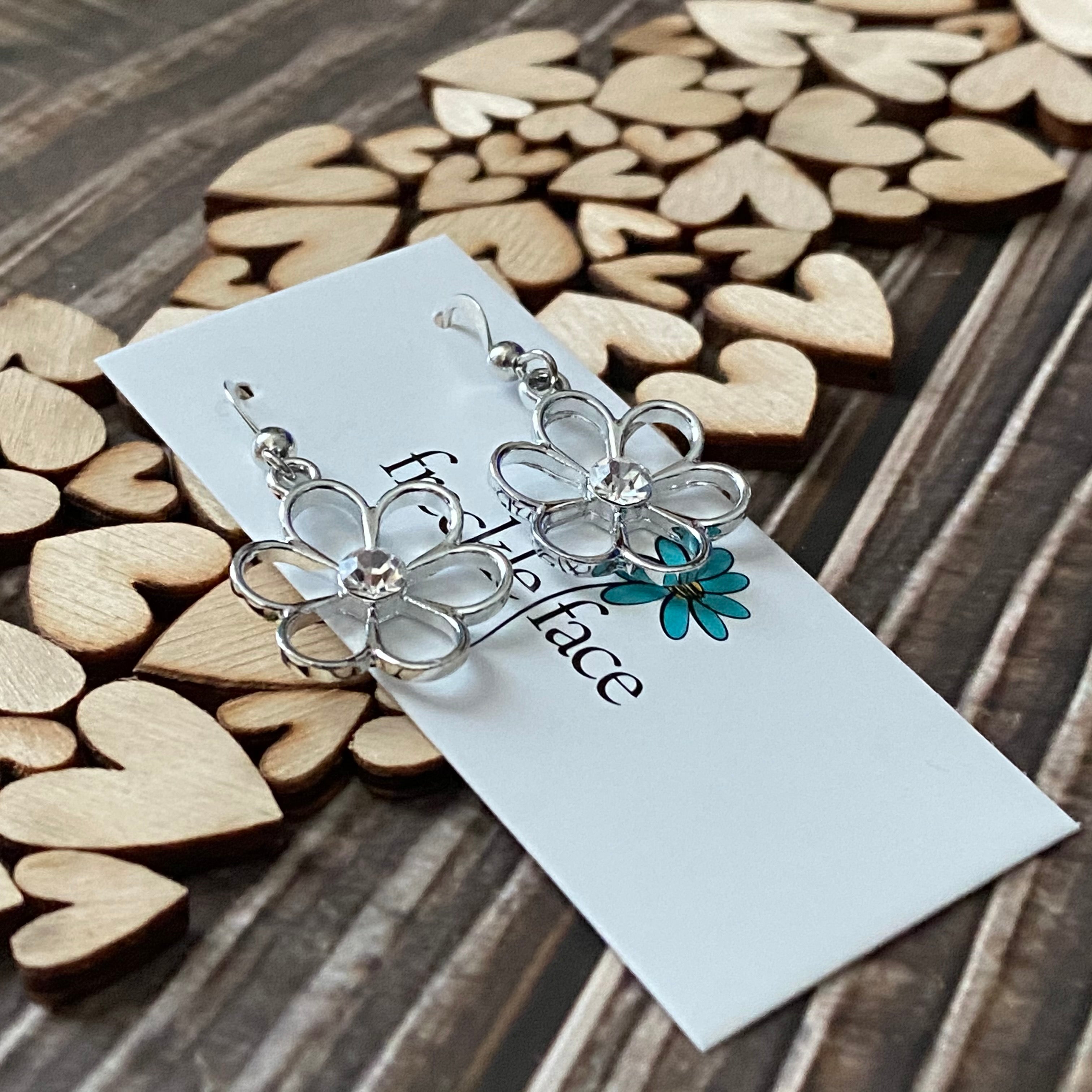 Cutie Patutie Flower Earrings