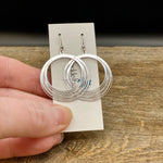 Lightweight circle hook earrings