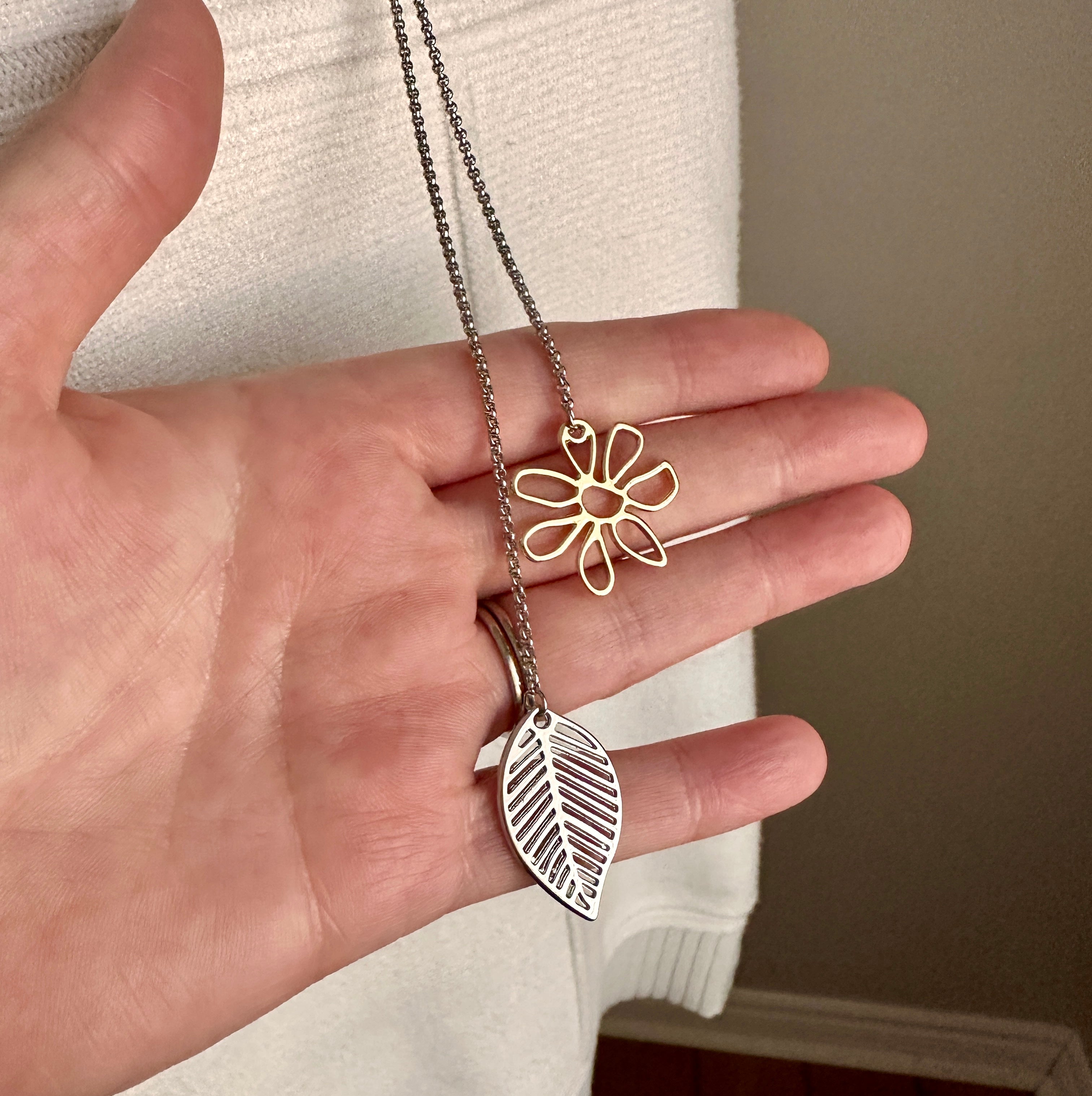 Flower & Leaf Necklace