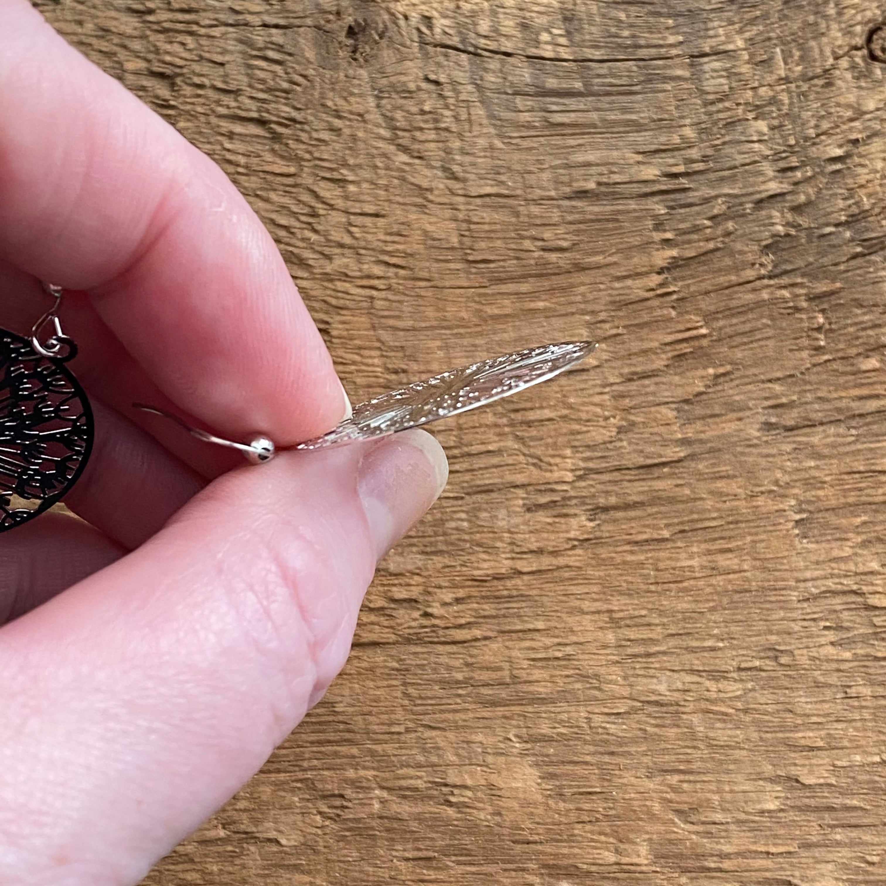 Lightweight dandelion wish filigree earrings