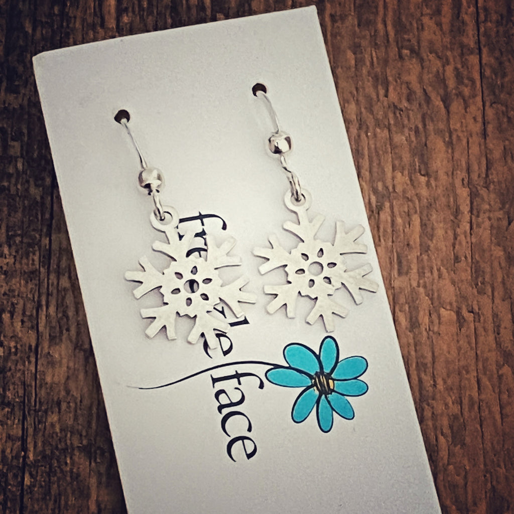 Stainless steel snowflake hook earrings