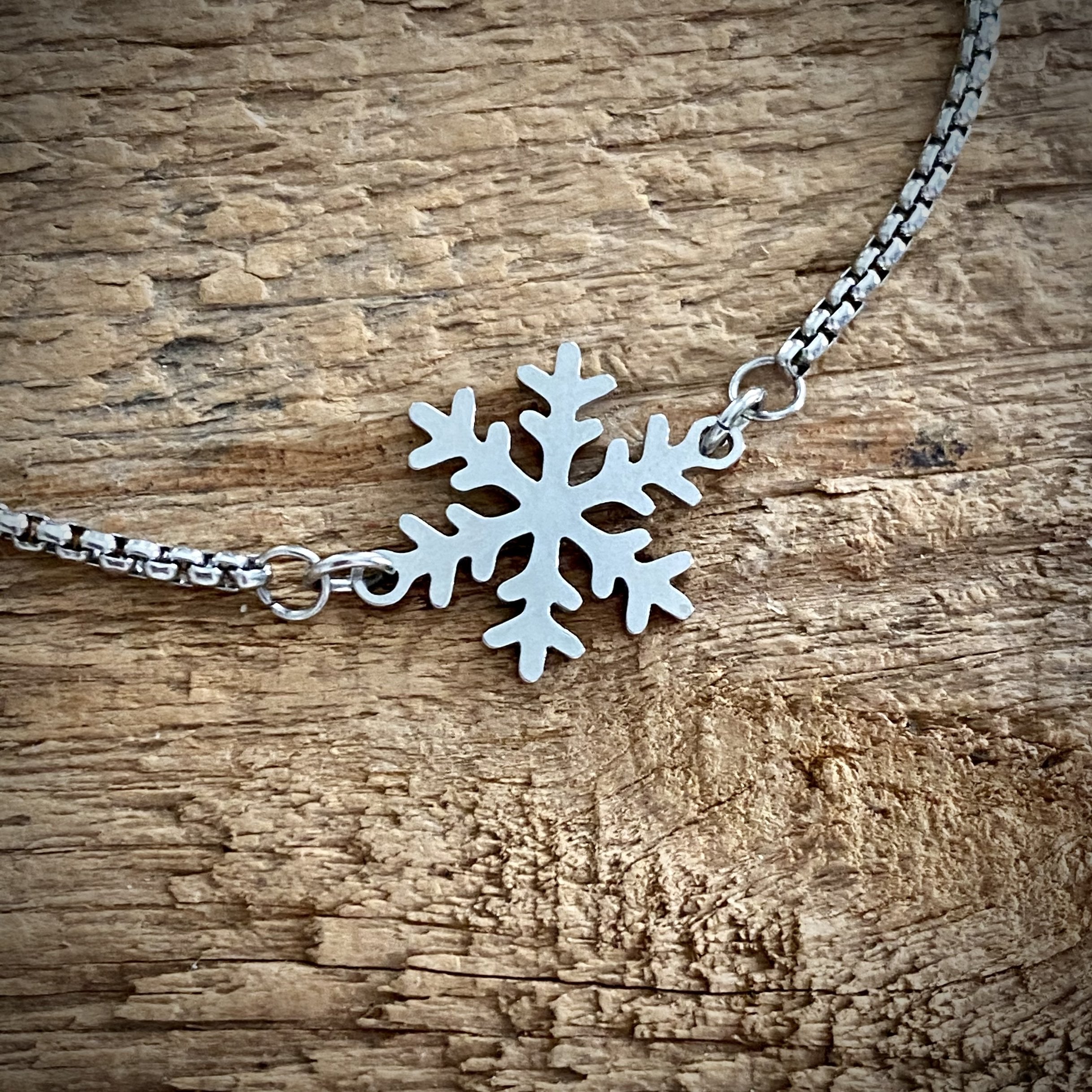 Adjustable Bracelet - Silver Snowflake