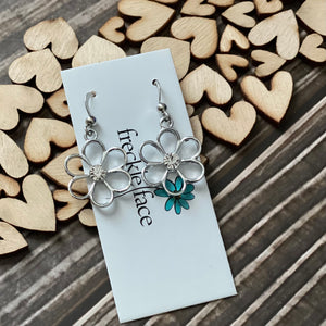 Cutie Patutie Flower Earrings