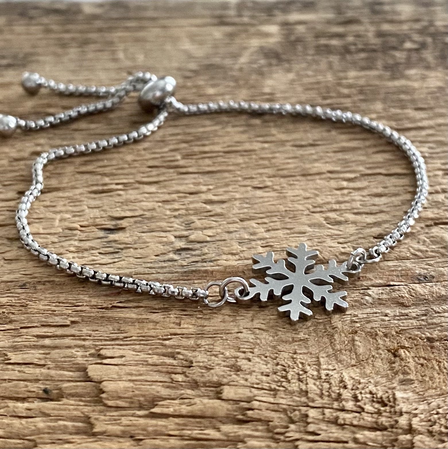 Adjustable Bracelet - Silver Snowflake